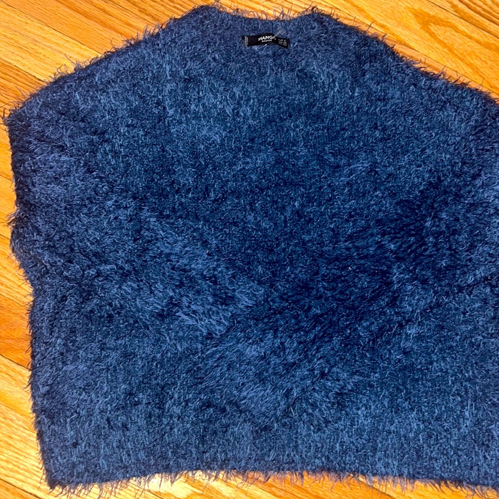 Mango fuzzy sweater